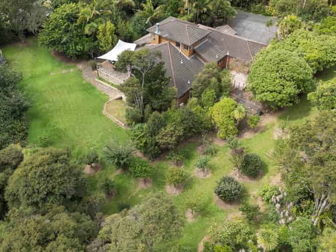 15 North Way, Titirangi