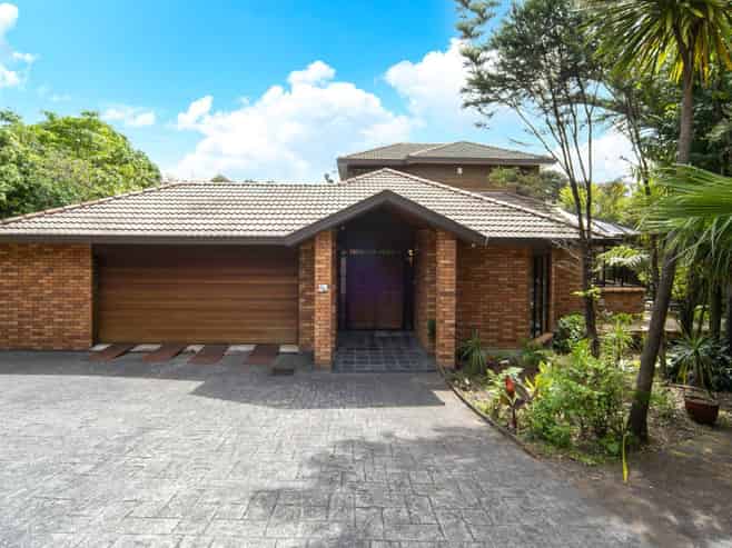 15 North Way, Titirangi