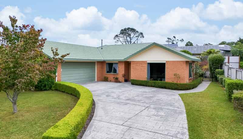 24 Limousin Place, Grandview Heights