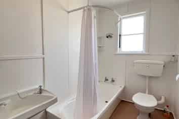 46 Centennial Avenue, Milton