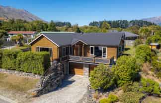 19 Invincible Drive, Glenorchy