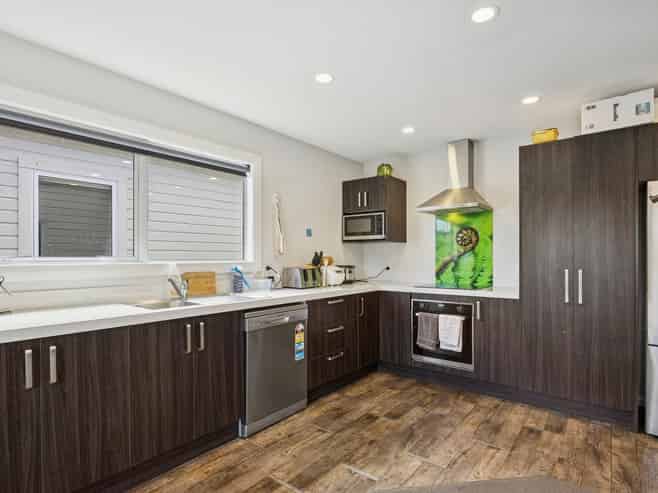 16 Chambers Street, North East Valley