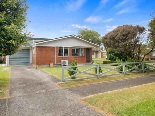 1/16 King Edward Avenue, Papakura