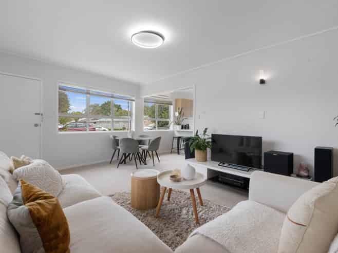 1/16 King Edward Avenue, Papakura