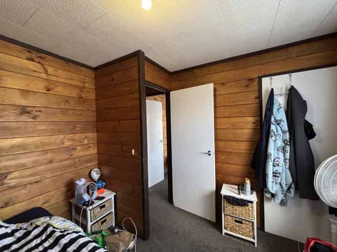 50 Treadwell Street, Springvale