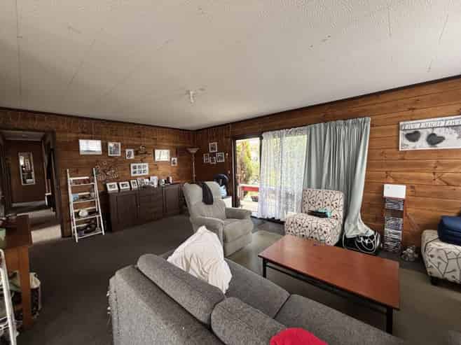 50 Treadwell Street, Springvale