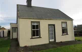 18 Meadow Street, Lumsden