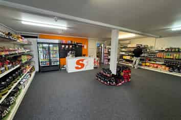 Te Rapa Road Retail / Warehouse