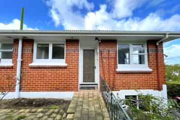 3 Thomson Street, GREEN ISLAND