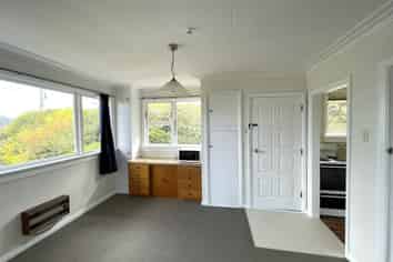 3 Thomson Street, GREEN ISLAND