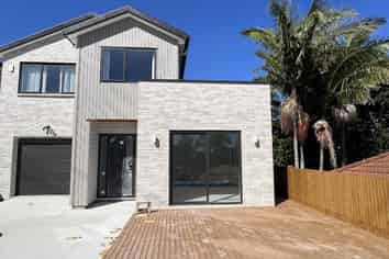 35 Ksenia Drive, Flat Bush