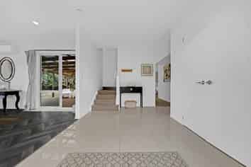 311A Albany Highway, Rosedale