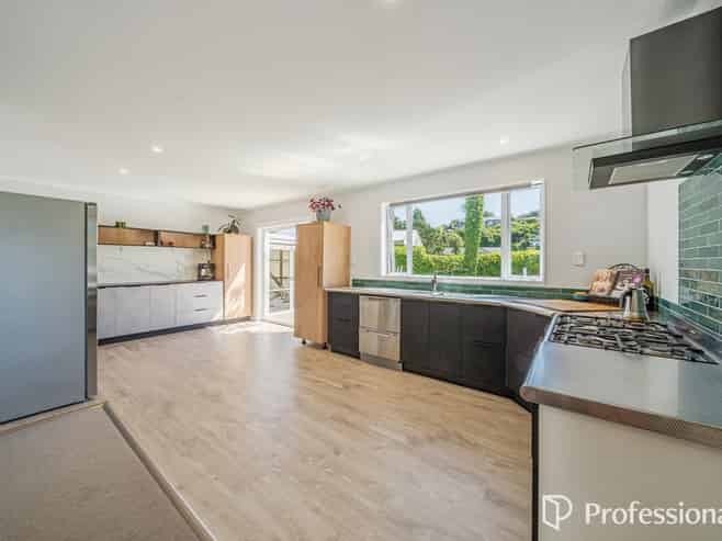 13 Stratton Street, Normandale