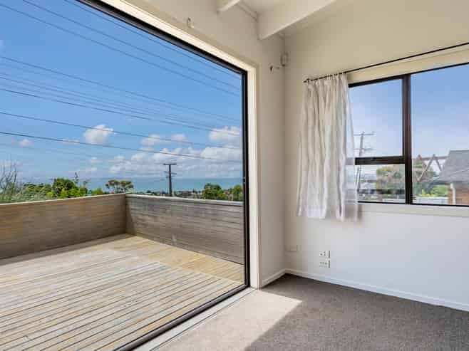 517 Whangaparoa Road, Whangaparaoa