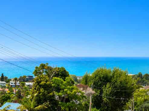 517 Whangaparoa Road, Stanmore Bay