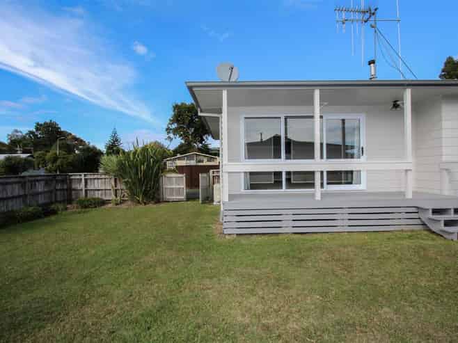 2 Norfolk Place, Pukete