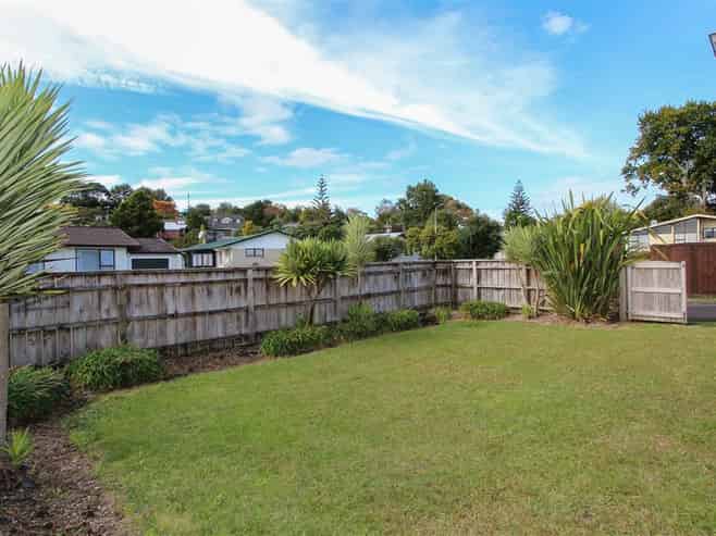 2 Norfolk Place, Pukete