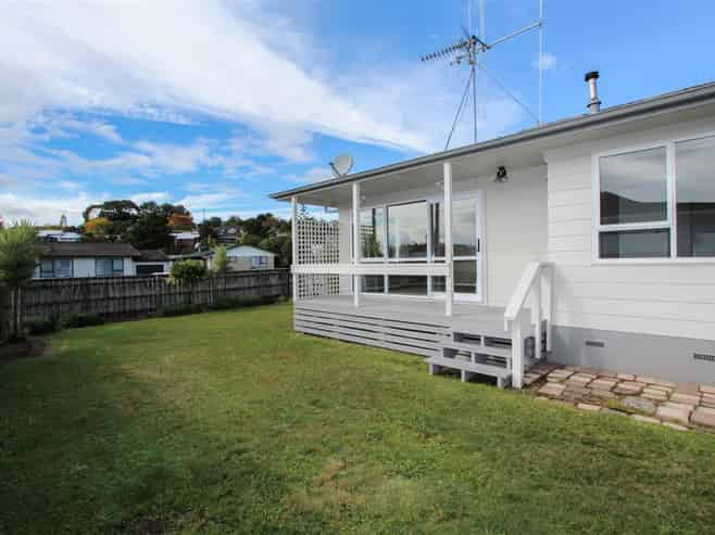2 Norfolk Place, Pukete