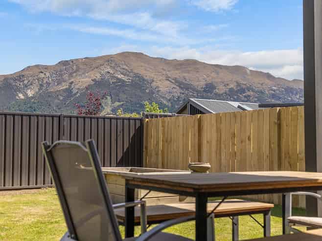 28 Dunn Street, Lake Hawea