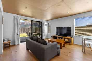 28 Dunn Street, Lake Hawea