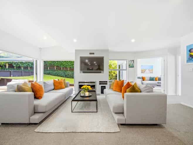 15a Korotaha Terrace, Rothesay Bay