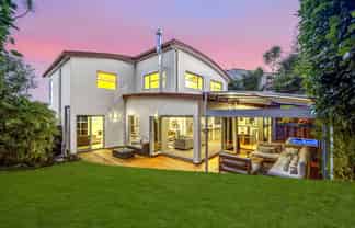 15a Korotaha Terrace, Rothesay Bay