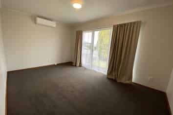 2/33 North Street, Palmerston North