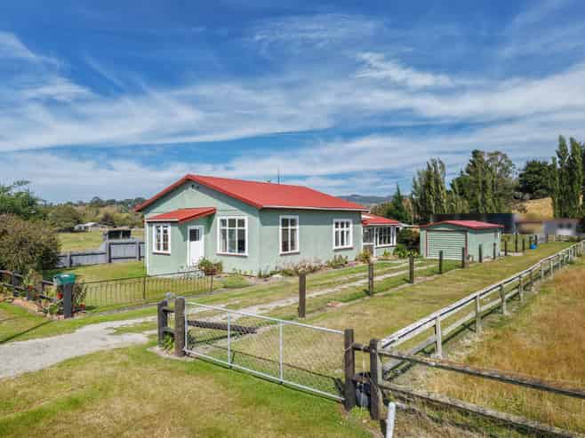 73 London Street, Hampden