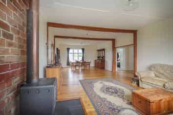 73 London Street, Hampden