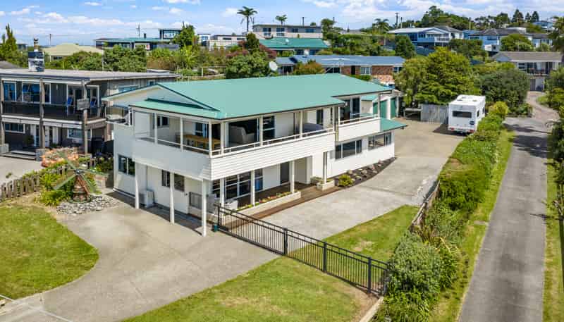 12 Rishworth Avenue, Stanmore Bay