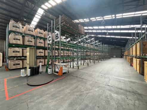 Large Industrial, Drive Through Capability