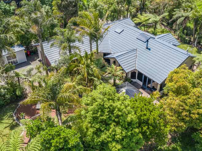 28 Wallace Loop Road, Levin