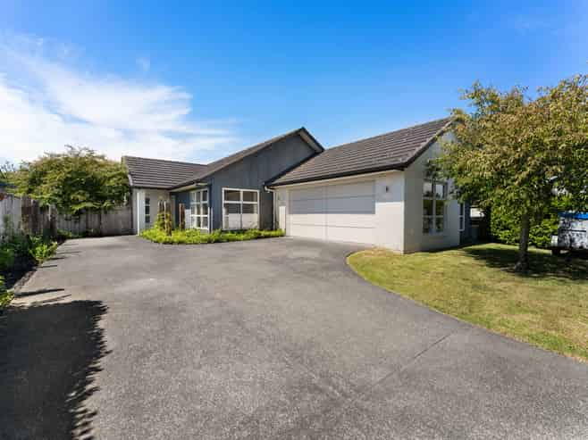 21 Andalusian Way, Karaka
