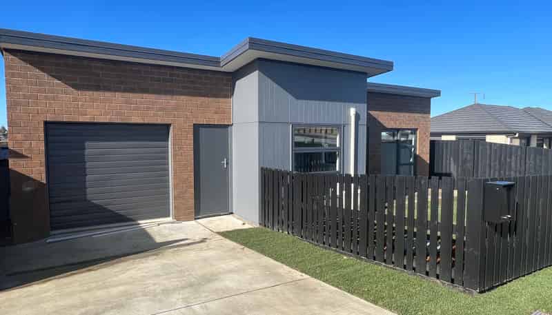 88 Pragma Rise, Rototuna North