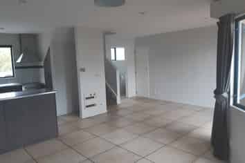 4/16 Rhodes Street, Merivale