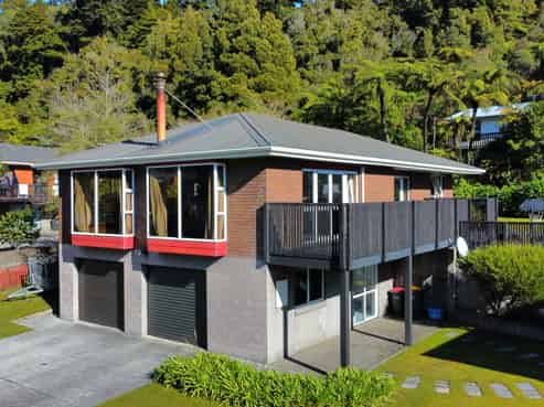 44 Power Road, Karoro