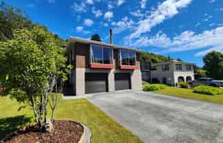 44 Power Road, Karoro