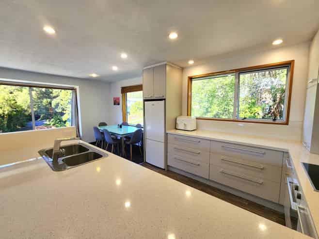 44 Power Road, Karoro