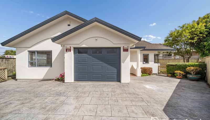 11 Mabey Road, Avalon