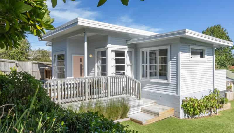 119 Hutchinson Avenue, New Lynn