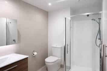 209/6 Waikumete Road, Glen Eden