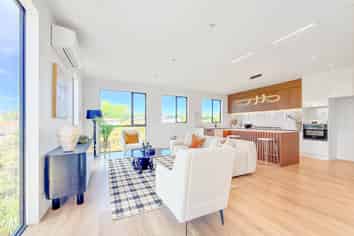 8 Mara Waina Place, Swanson