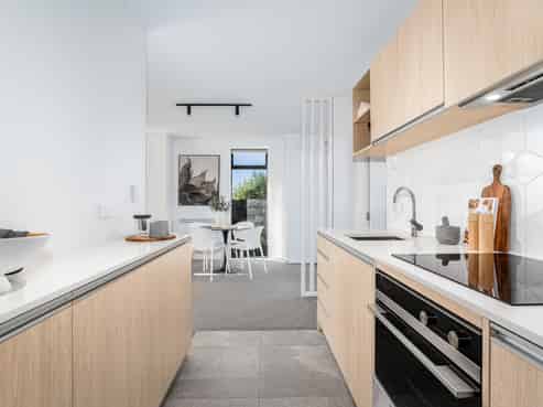 1/2 Hindmarsh Street, Johnsonville