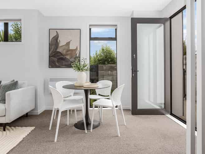 1/2 Hindmarsh Street, Johnsonville