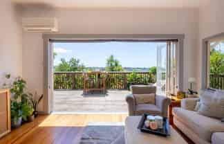 15 Kowhai Road, Mairangi Bay