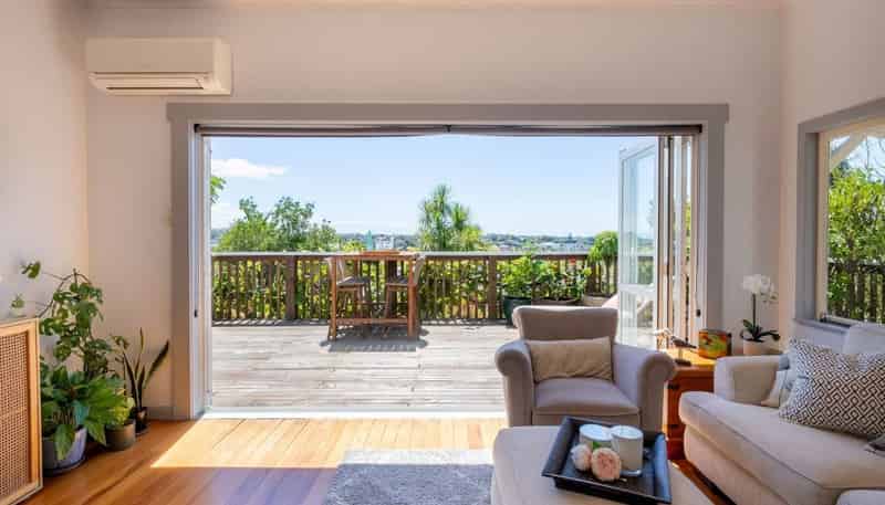 15 Kowhai Road, Mairangi Bay