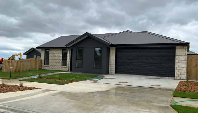 58 Waruhia Crescent, Rototuna North