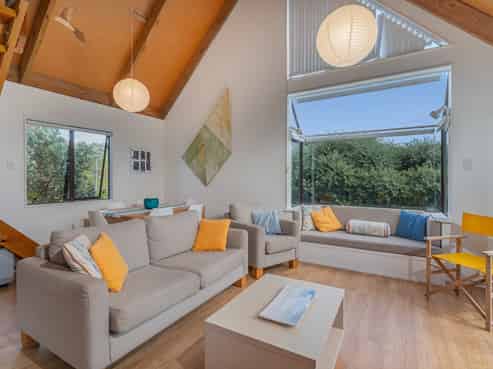 863 Black Jack Road, Opito Bay