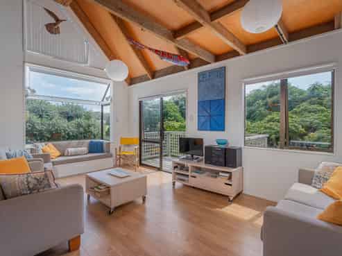 863 Black Jack Road, Opito Bay