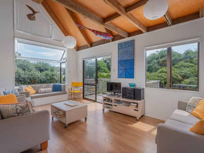 863 Black Jack Road, Opito Bay